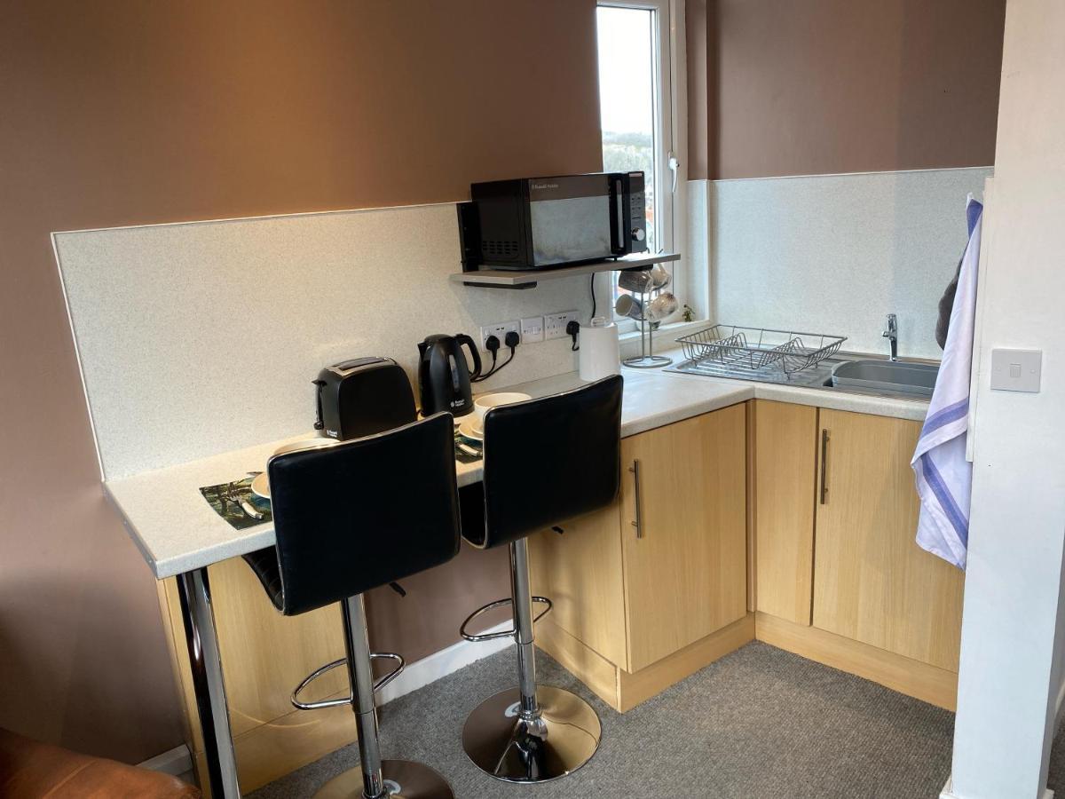 Vale View Apartment Денби Екстериор снимка